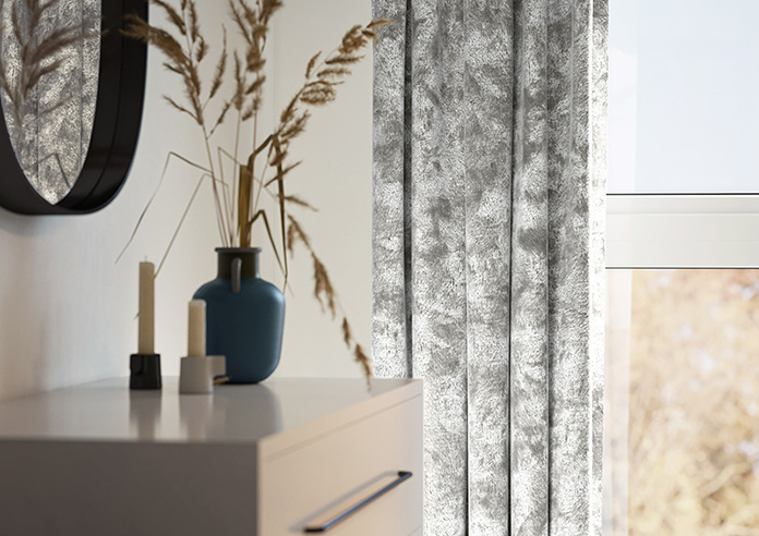 Cyrus Crushed Velvet, Shimmer - Made to Measure Curtains - Image 5